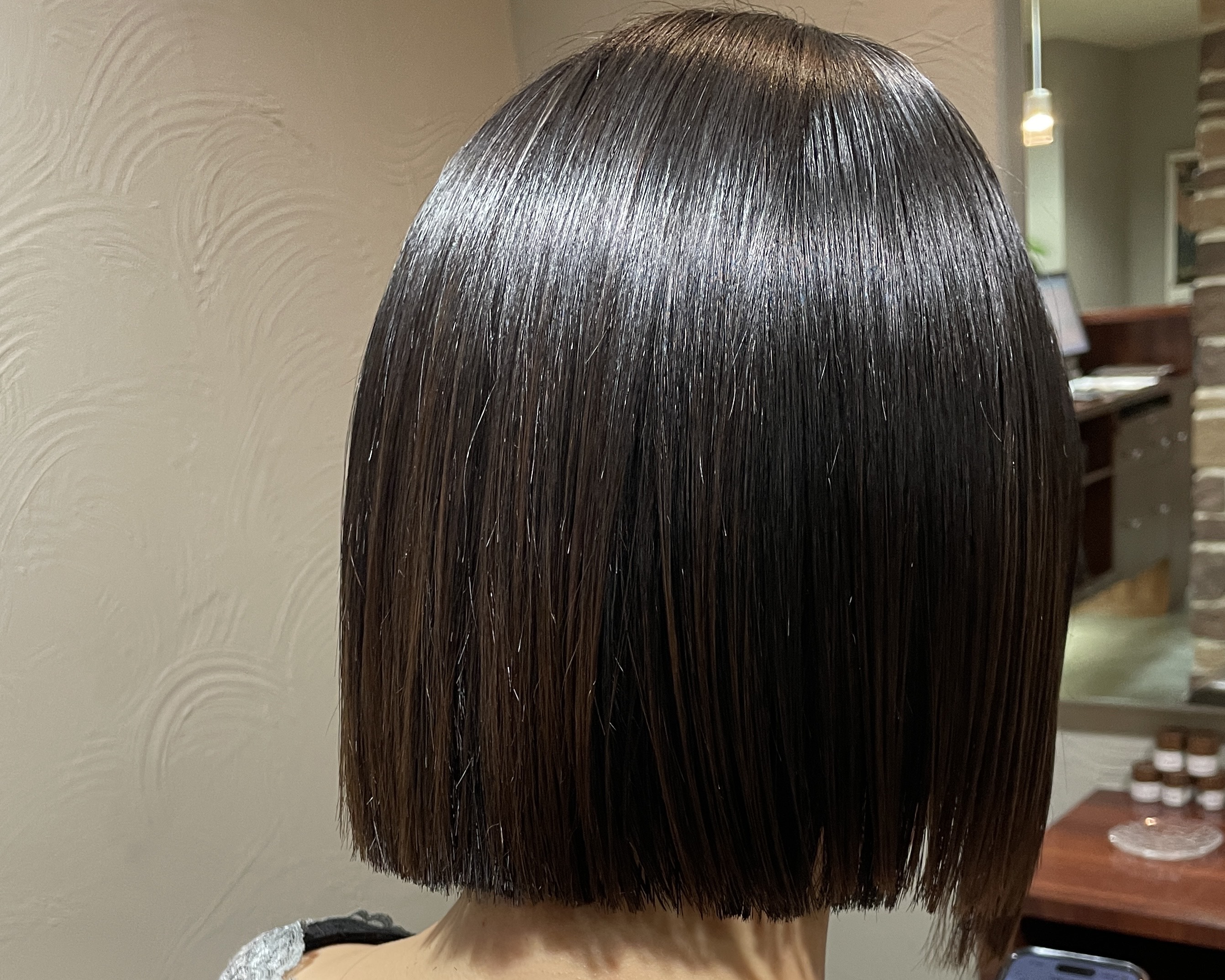 最新の縮毛矯正で理想のストレートヘアを手に入れよう！